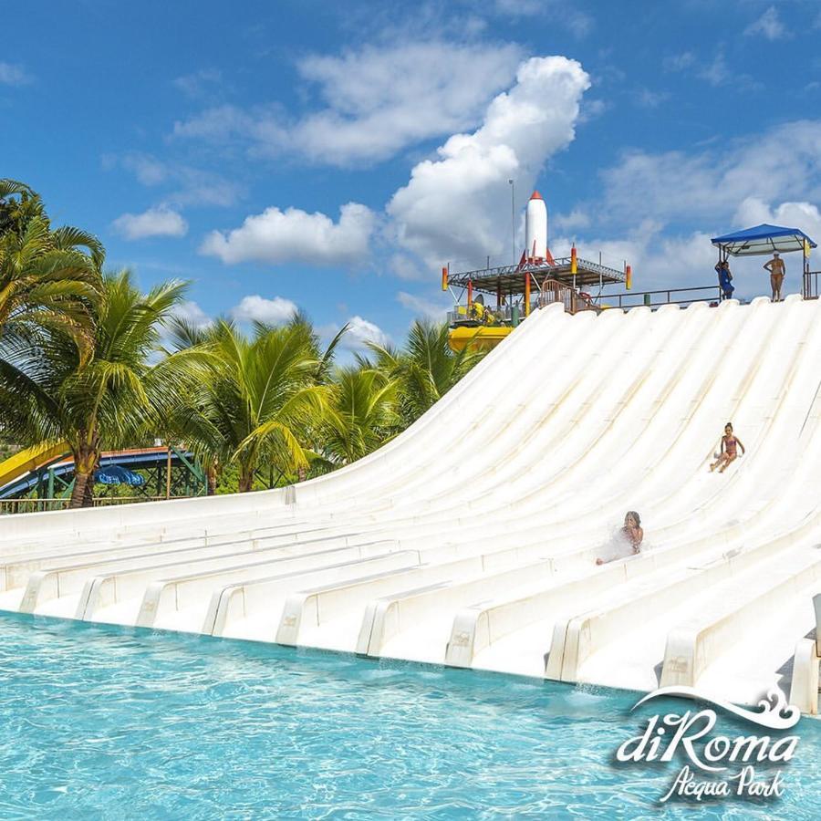 Hotel Diroma Fiori Com Um Dia De Acesso No Acqua Park Diroma Caldas Novas Dış mekan fotoğraf