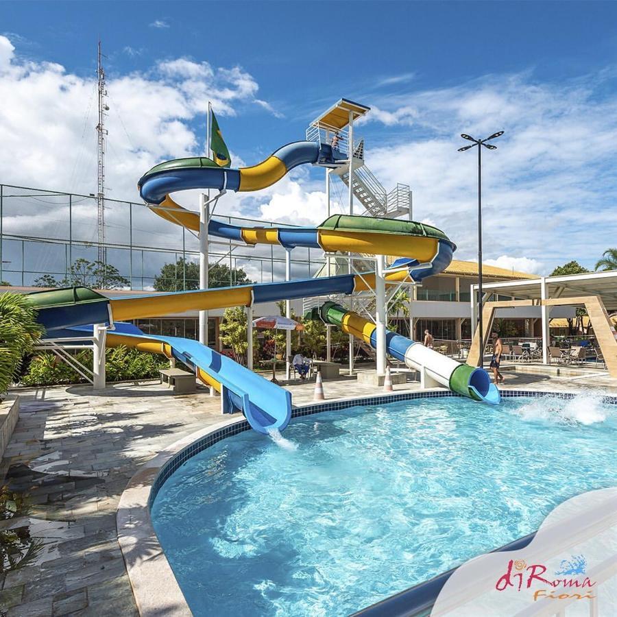 Hotel Diroma Fiori Com Um Dia De Acesso No Acqua Park Diroma Caldas Novas Dış mekan fotoğraf